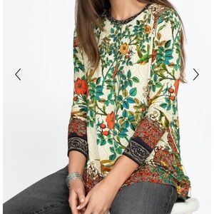 Johnny Was Cream and Green Graphic Tunic